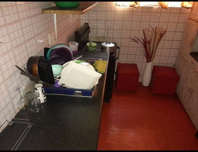 2 BEDROOM APARTMENT FOR SALE IN YEOVILLE